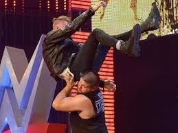 12064411_10153313484694412_467612524_n